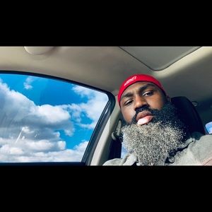 Meet your Posher, Carter